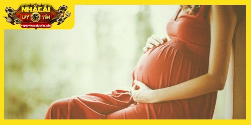 Mơ thấy có bầu khi còn độc thân phản ánh áp lực và nỗi lo trong cuộc sống hiện tại